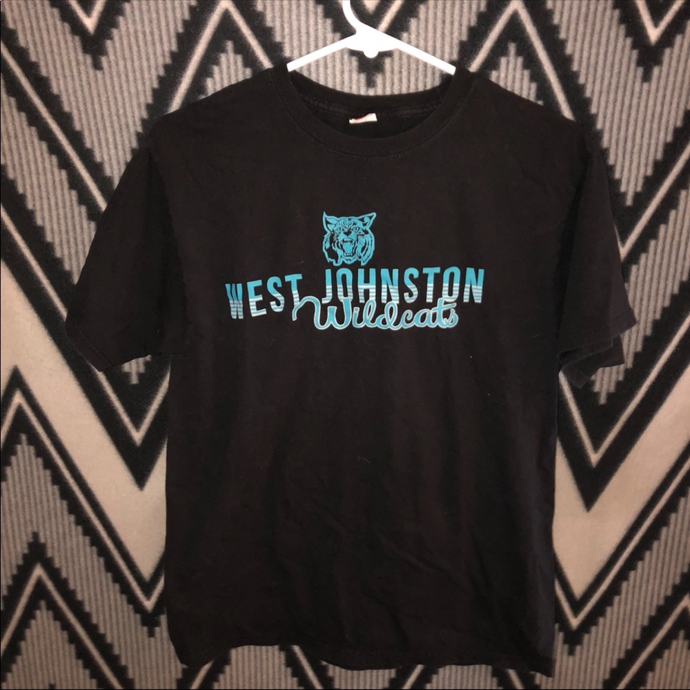 Hanes t shirt